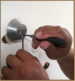 	Medina Locksmith Store Medina, WA 425-492-9160